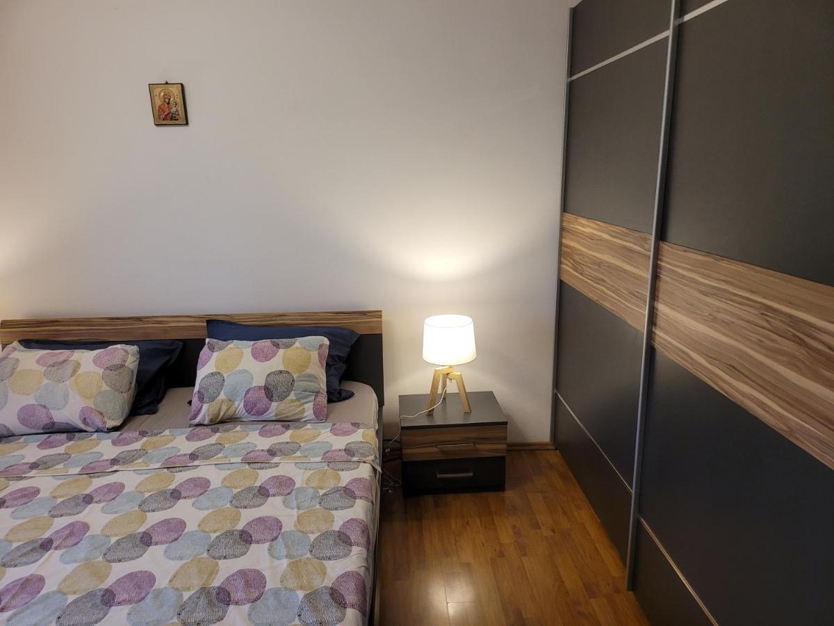 Quiet, Relaxing, Family Friendly Apartment Bucharest Exterior photo