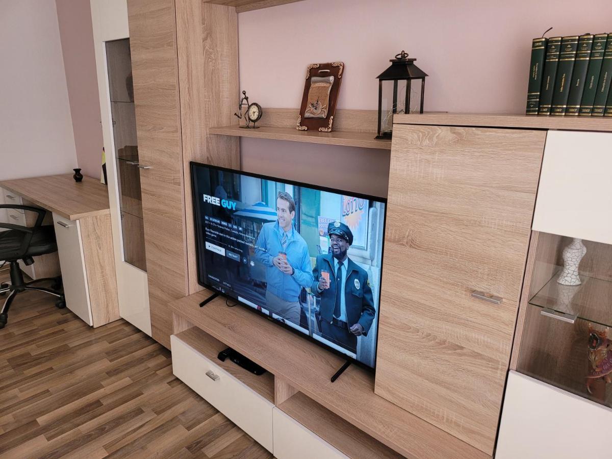 Quiet, Relaxing, Family Friendly Apartment Bucharest Exterior photo